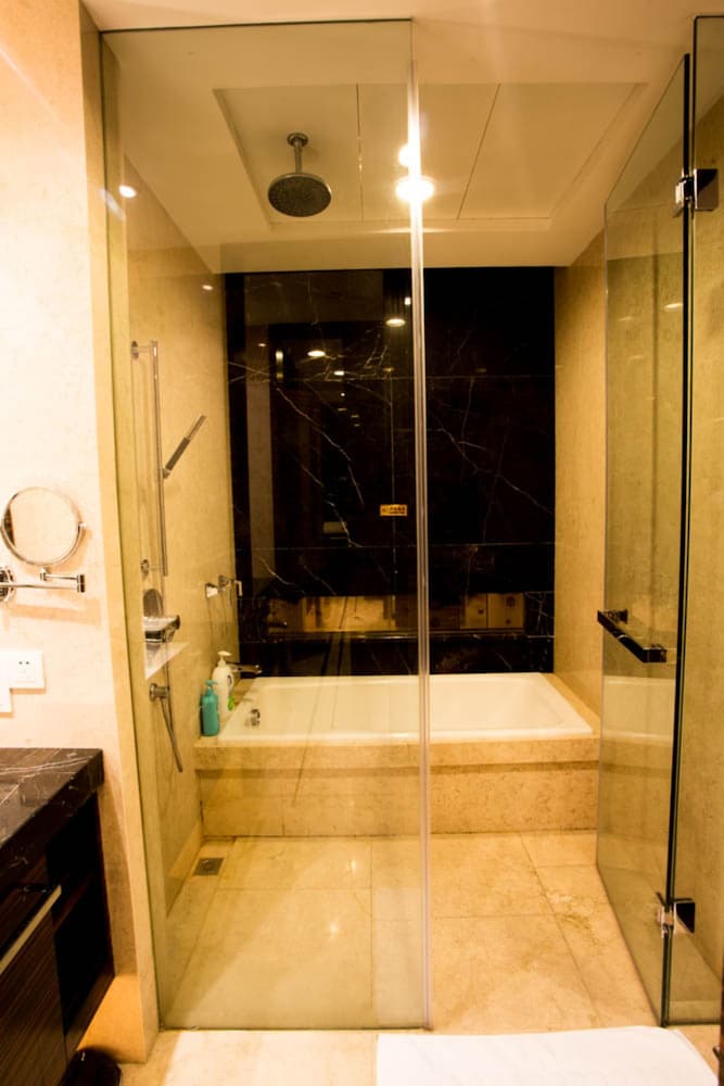 Фото Wanlong Apartment Pazhou Branch