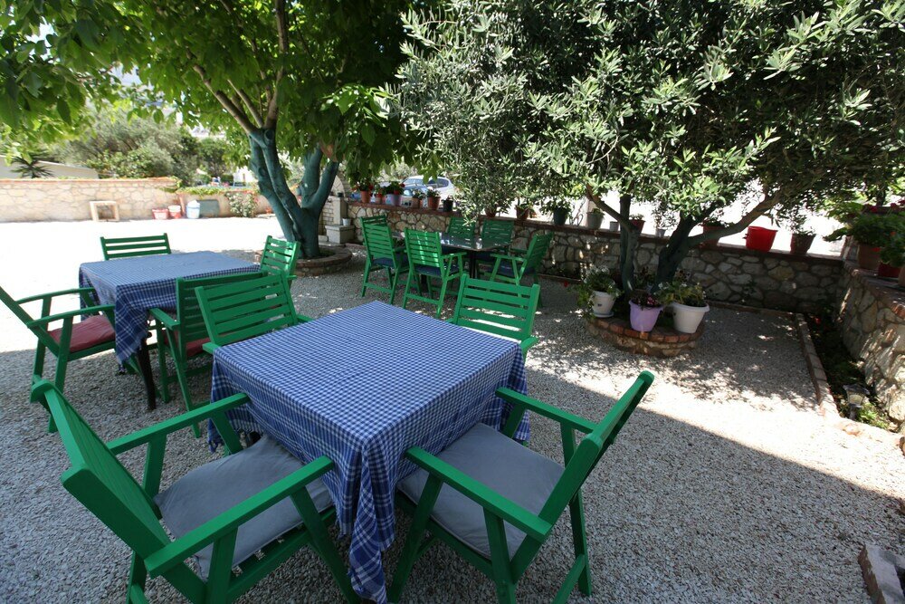 Фото Hotel Golden