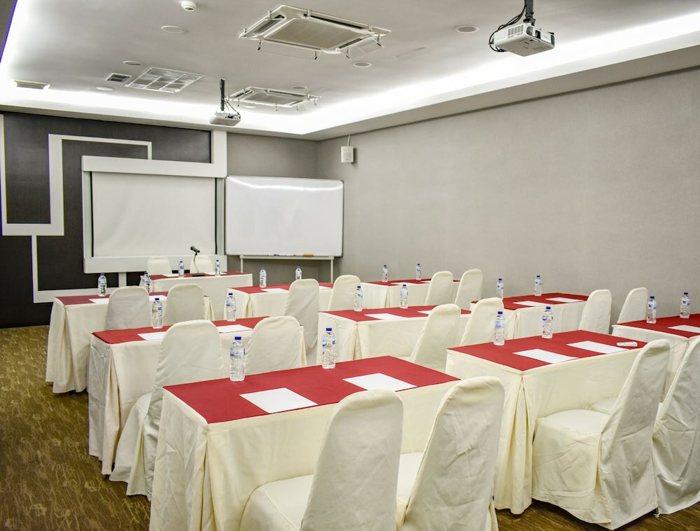 Фото Streetview Hotel