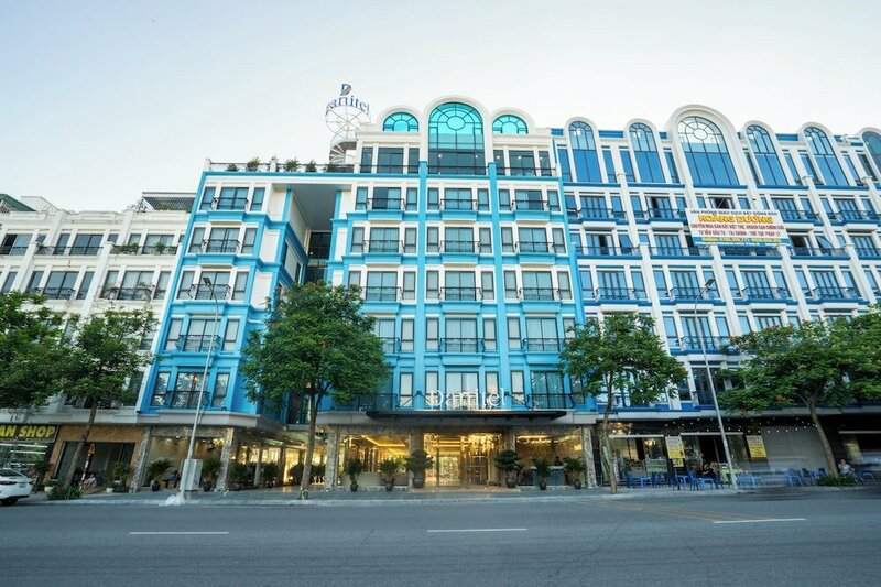Гостиница Danitel Hotel в Халонге