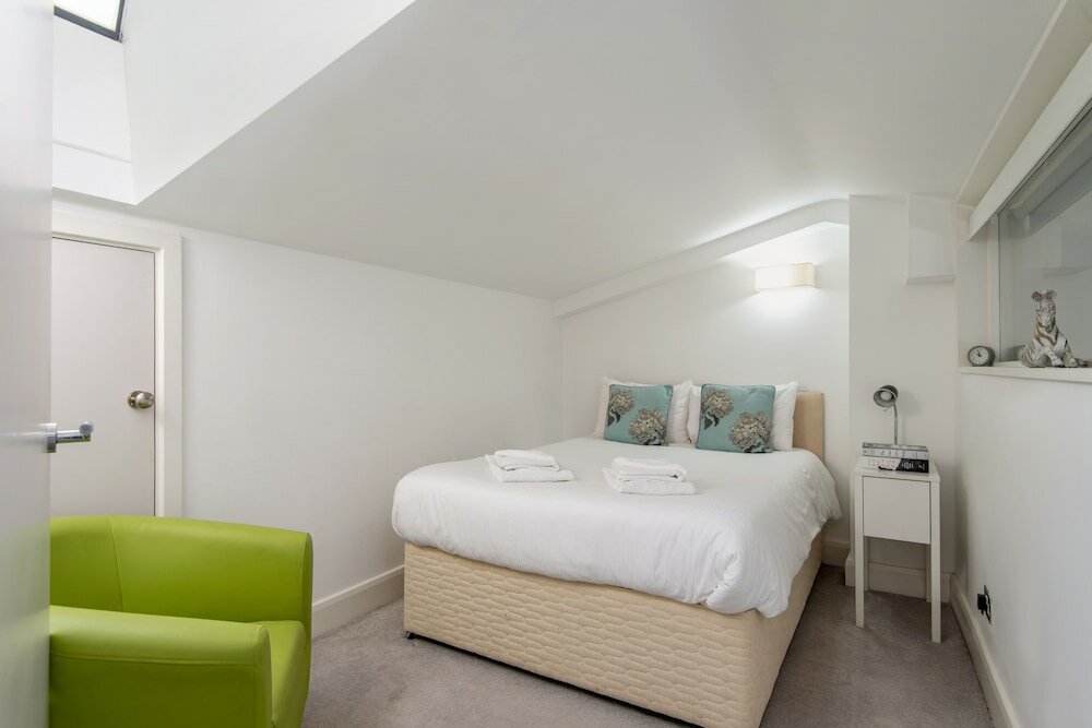 Фото Mulberry House London by City Living London