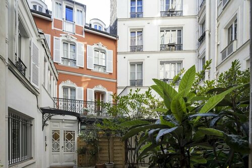 Гостиница Yuna Blanche в Париже