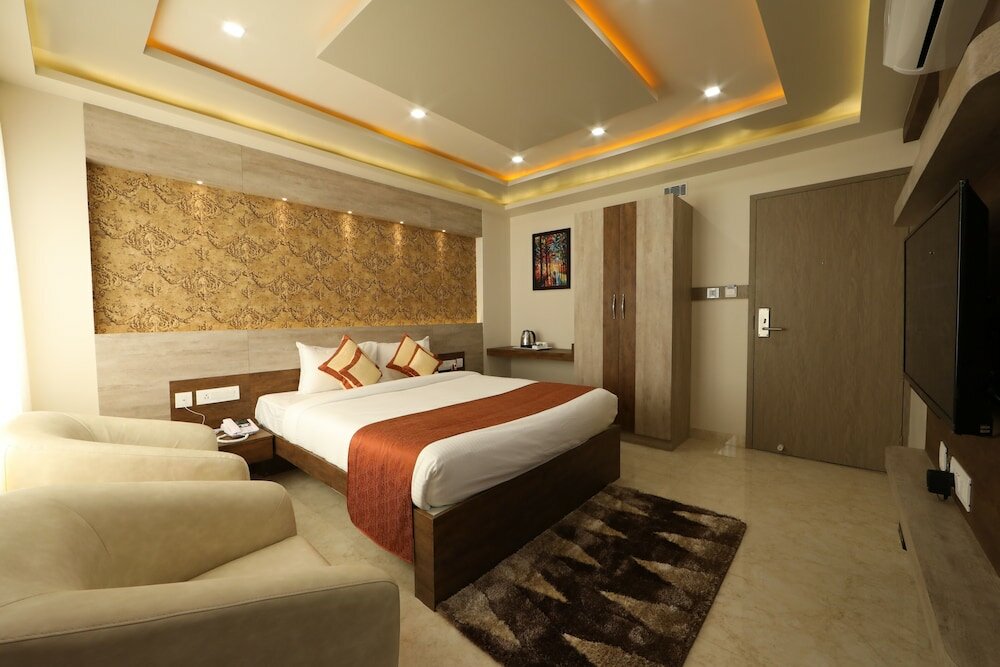 Фото Aaccord Suites Inn