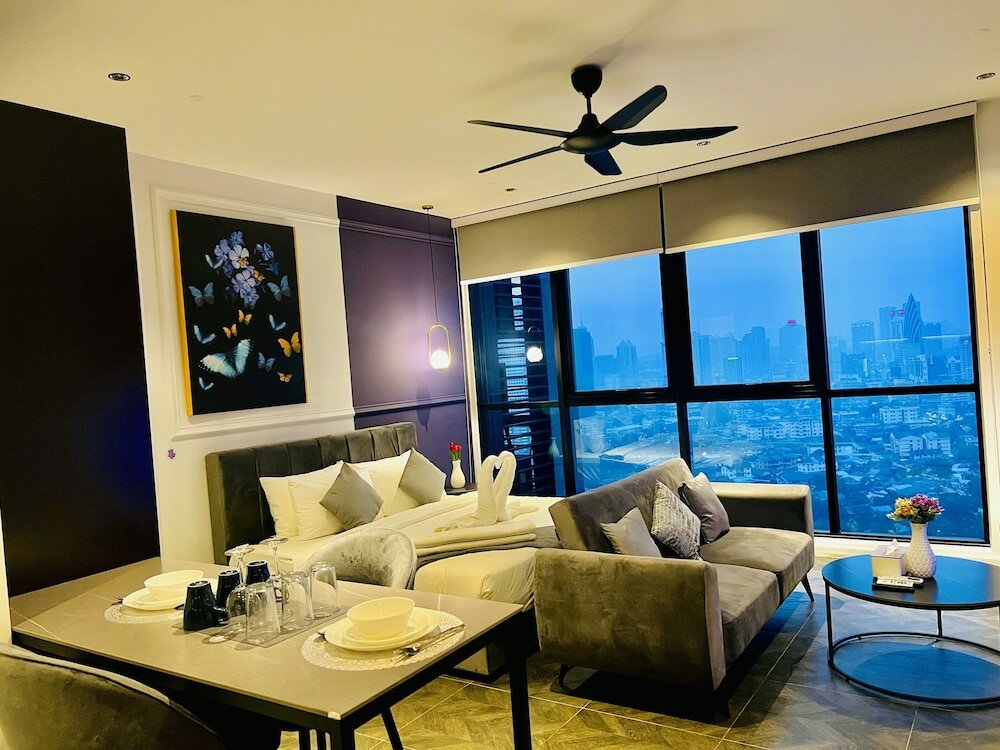 Фото Scarletz Suites Klcc by M Suites
