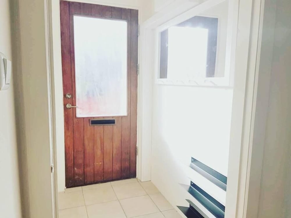 Фото Akureyri Central Rooms