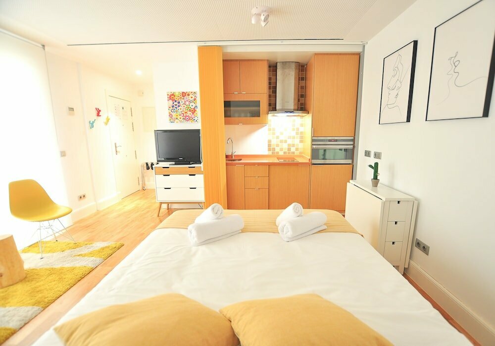 Hotel Renthas Fernando de Lesseps, Malaga, photo