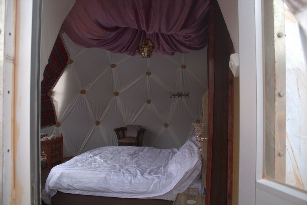 Фото Mouzon Rum Camp