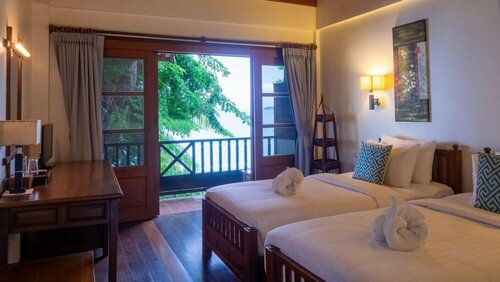 Гостиница The Lodge в Самуи