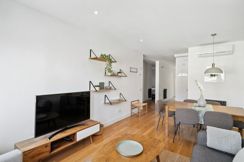 Фото Limehome Madrid Calle de Nuñez de Balboa