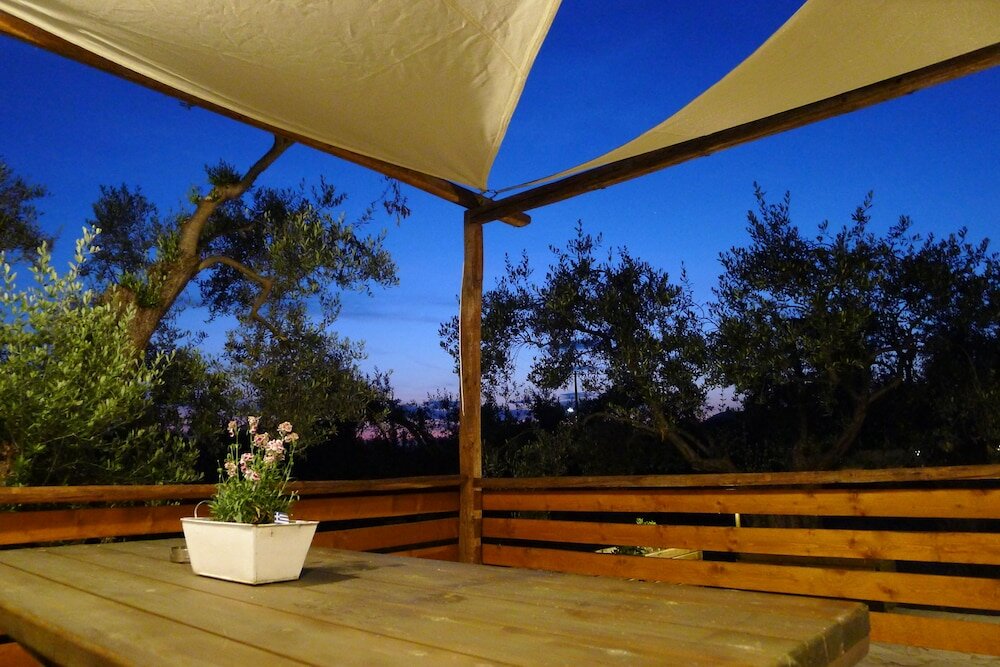 Фото Ampoulos Rooms & Apartments