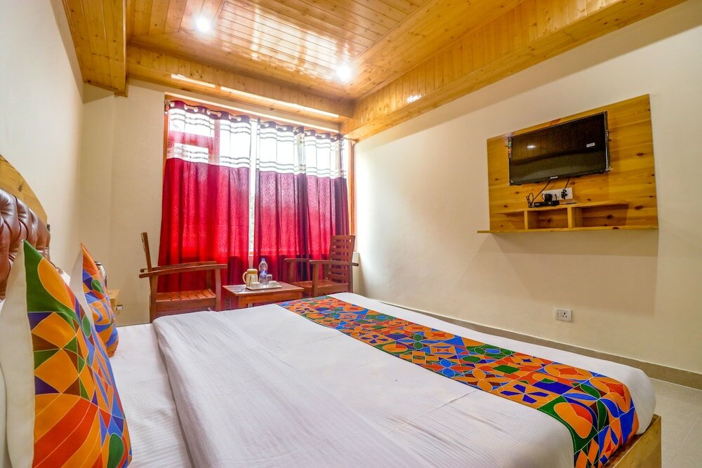 Фото Fabhotel Castle Rock