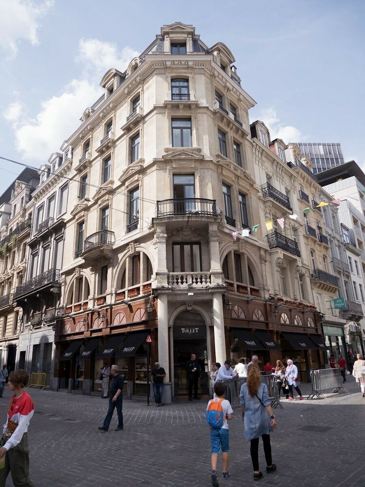 Фото отеля 1