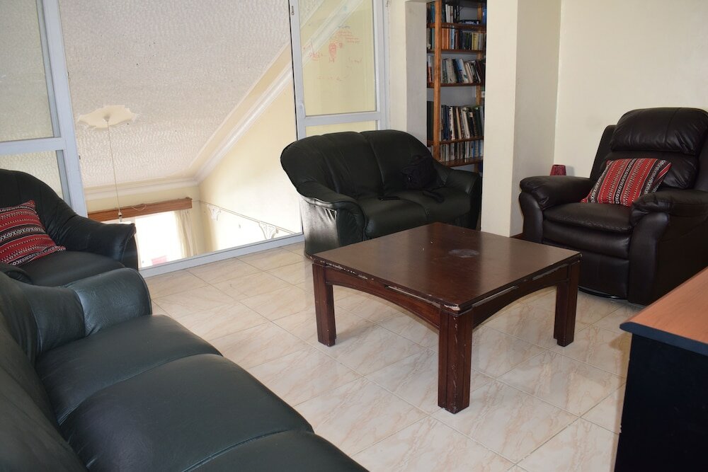 Фото Bustani Apartment