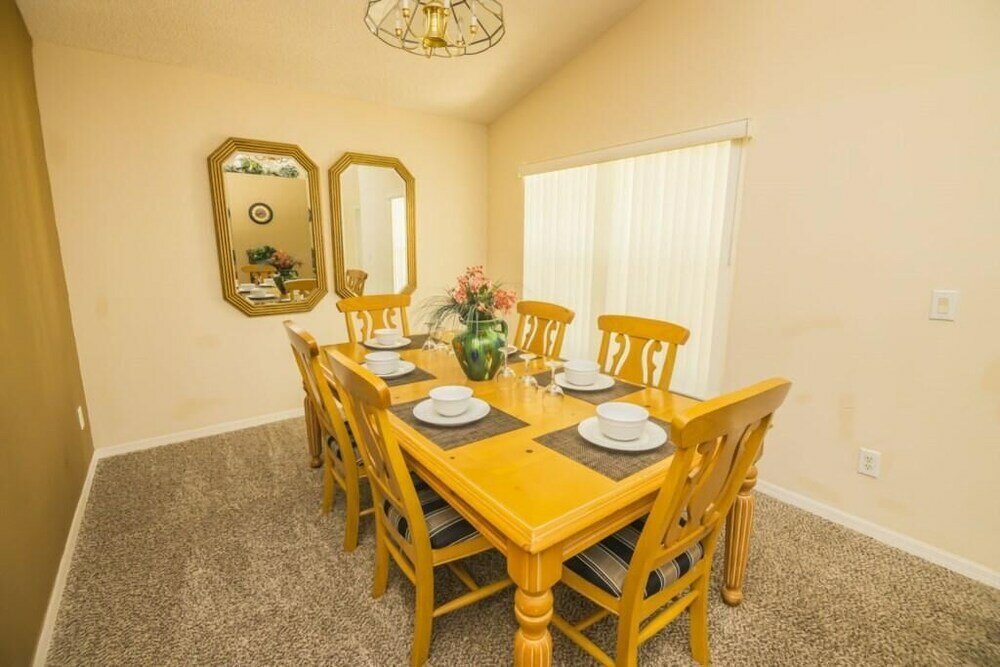 Фото Yvonne's Indian Point Vacation Home