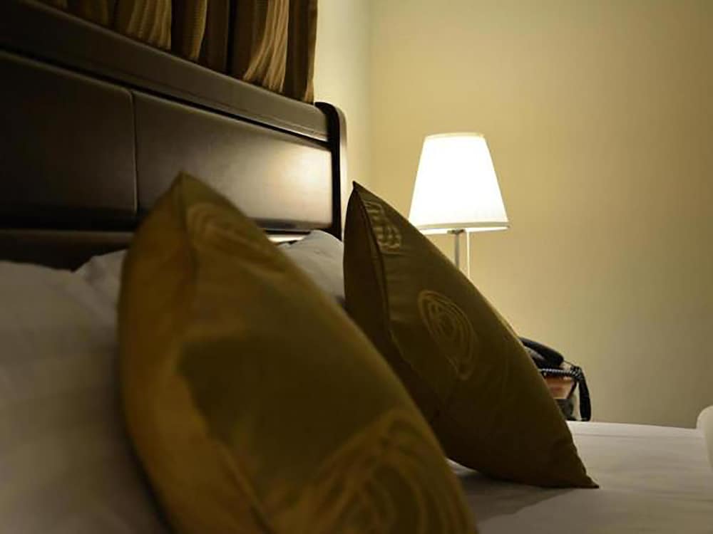 Фото Al Rose Al Motamiza