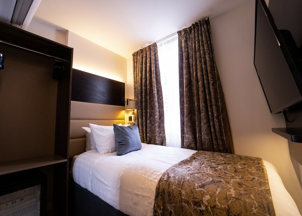 Фото The Rove Hotel