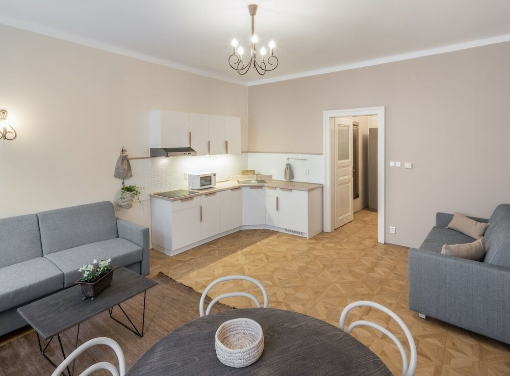 Фото 6 Continents Apartments by Adrez Living