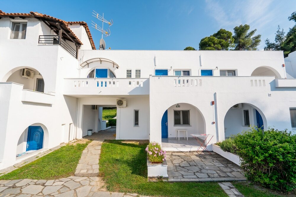 Фото Theo Bungalows Kriopigi