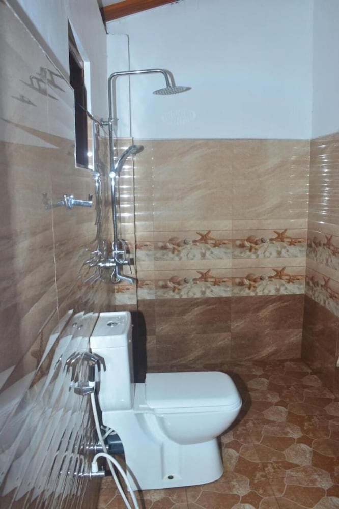 Фото Cloudy Hill Cottage