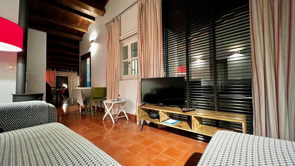 Фото Hotel El Baciyelmo