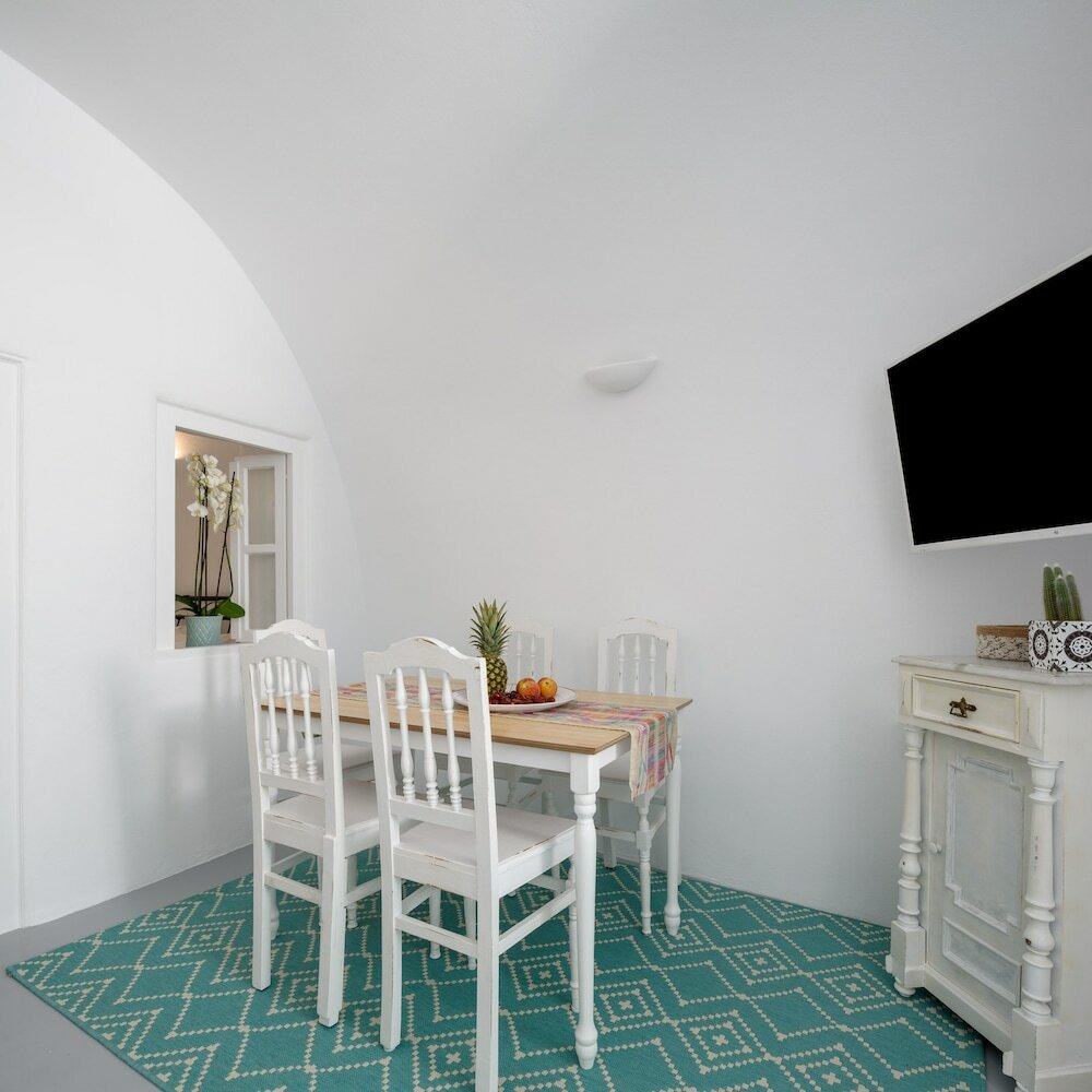 Фото Agapi Cave House