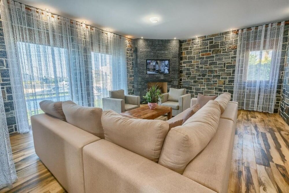 Фото Turtuli Villas by Checkin