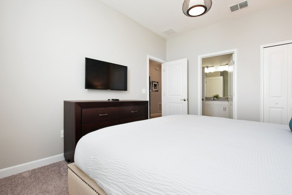 Фото 2961 Fable Street