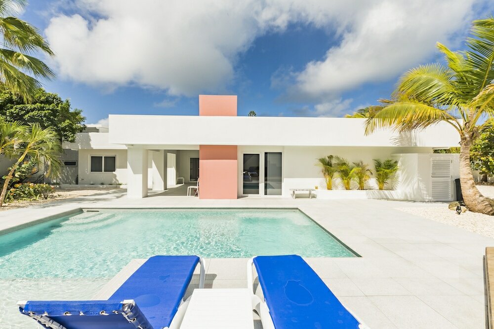 Фото Boca Catalina Modern Villa