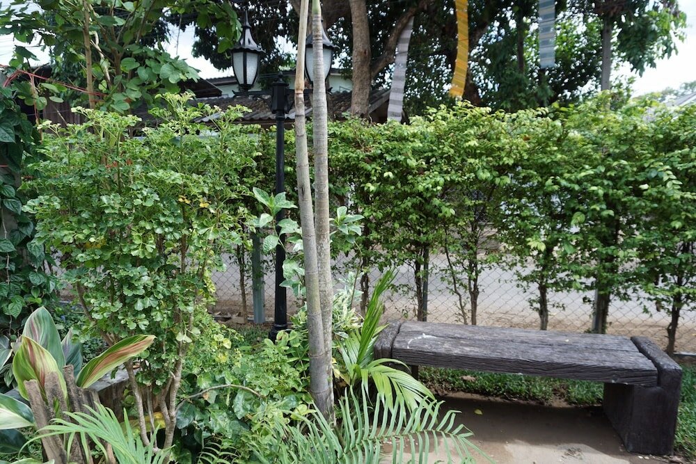 Фото Tha Ma-O Bouteak Homestay