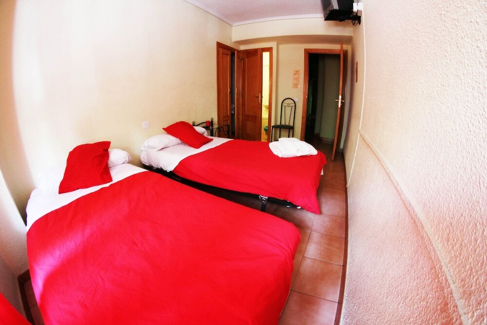 Фото Hostal Escapa-T