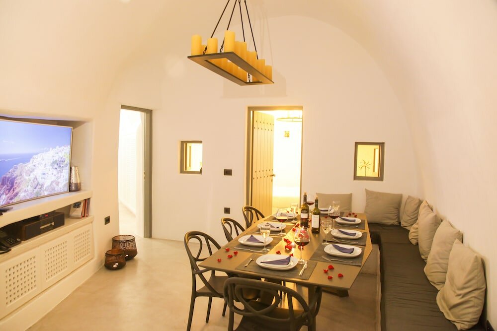 Фото My Bozer Cave Villa