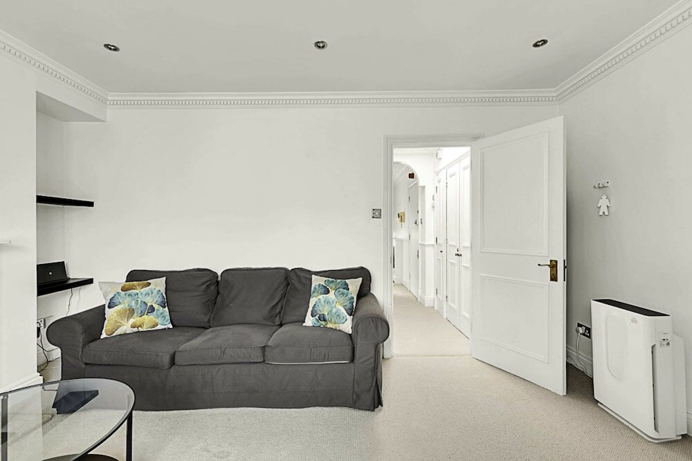 Фото Beautiful Two Bed Abode Near Chelsea