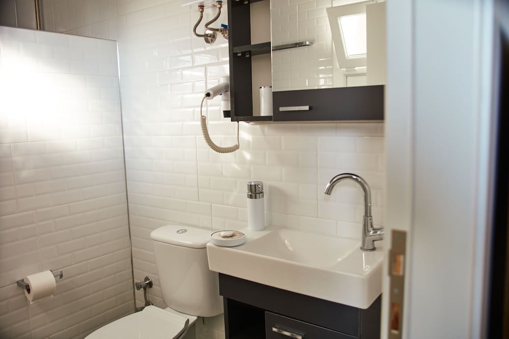 Фото Foça İlçayto Rooms