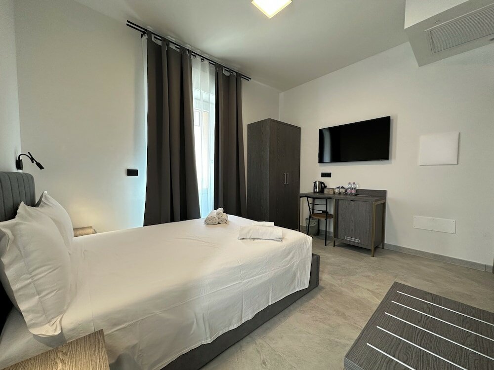 Фото Dolmen Guest House