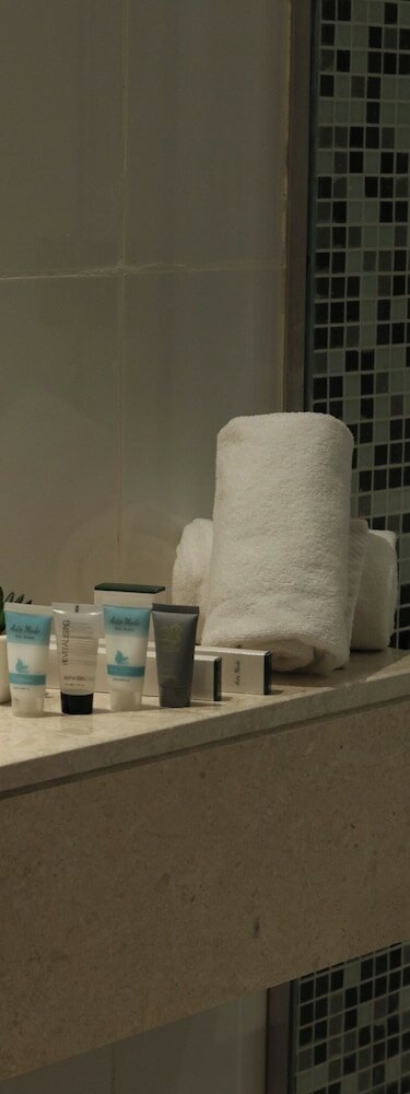 Фото The Seven Hotel