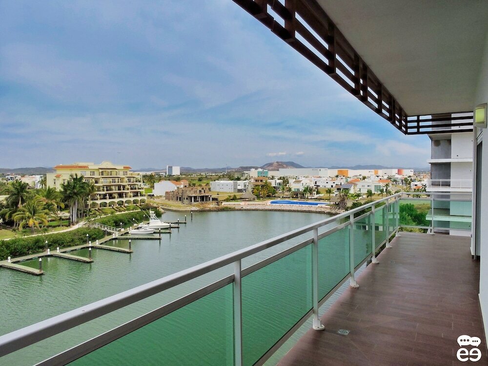 Фото Lujoso departamento con vista a la marina
