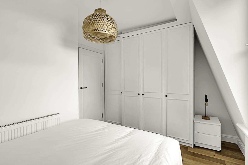 Фото Contemporary Oasis in Paddington III