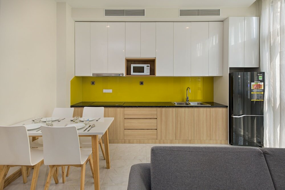 Фото Sun River Hotel & Apartment