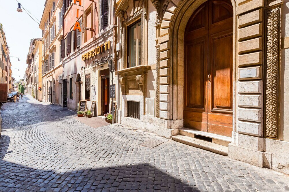 Фото Colosseum Terrace Apartment