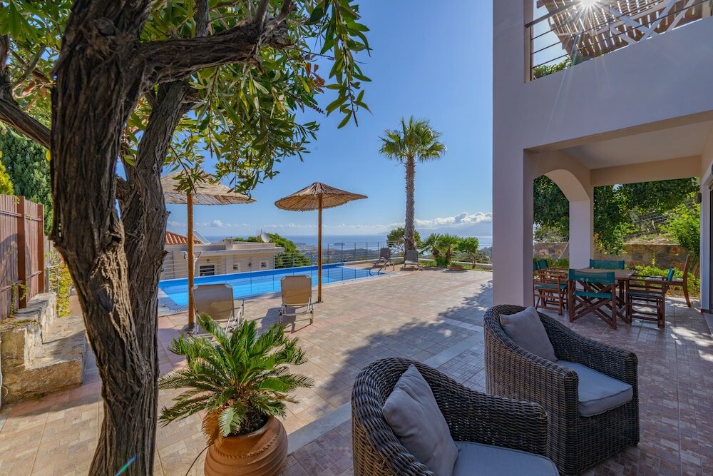 Фото Villa DreamView with private pool