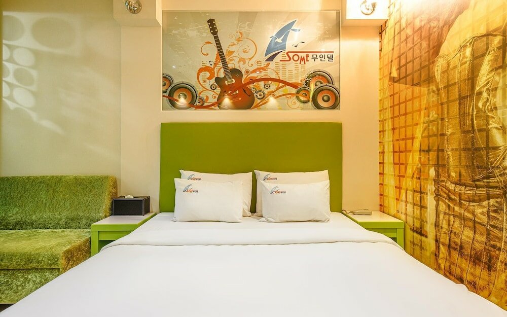 Фото Buan Gyeokpo Some Hotel