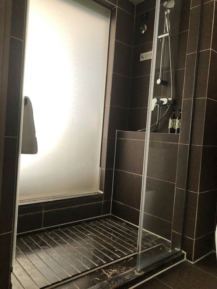 Фото More Residence Guangzhou Huaqiaoxincun