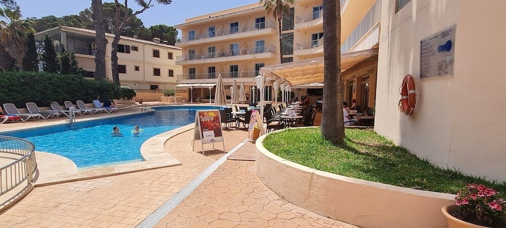 Фото Hotel Alondra