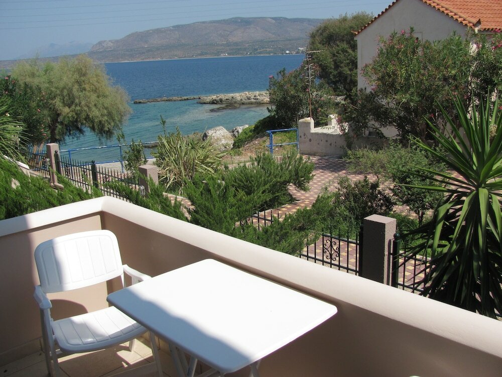 Фото Lakonia Bay - Apartments