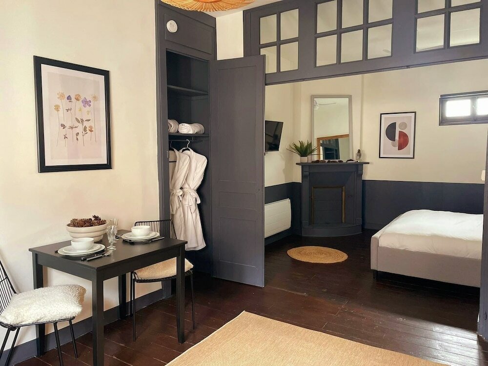 Фото Jk Suites - Appart-Hôtel - SPA Privatif