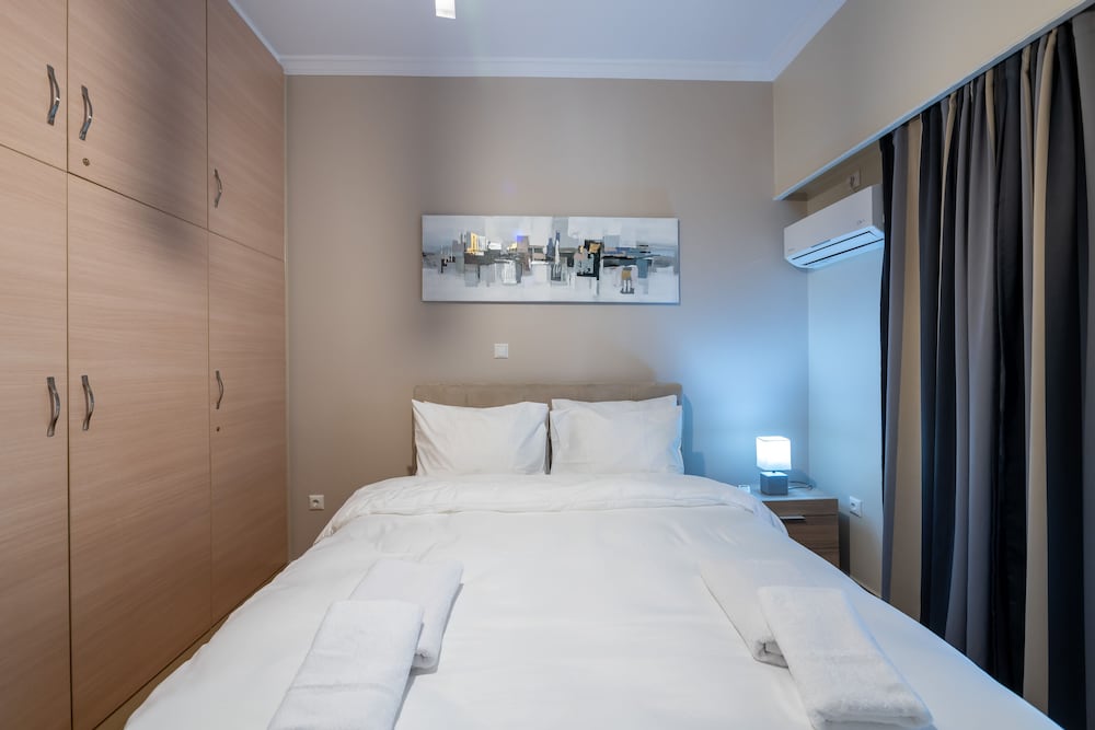 Фото 2br Renovated Flat Close To Metro