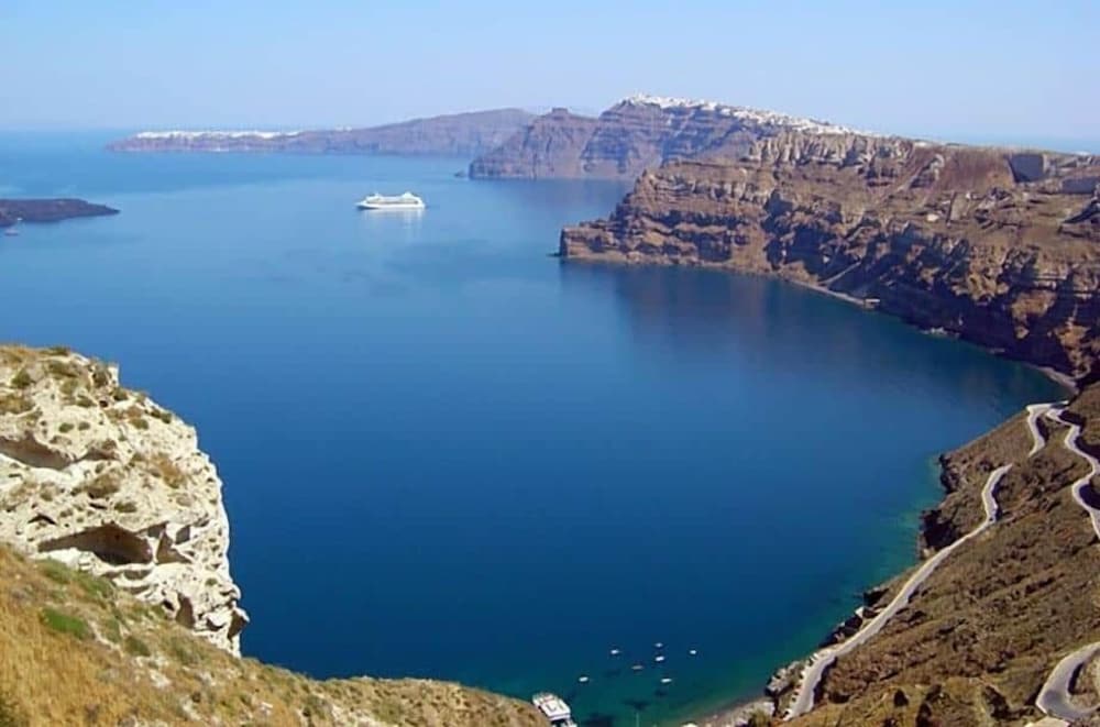 Фото Santonero - The Philoxenia Project