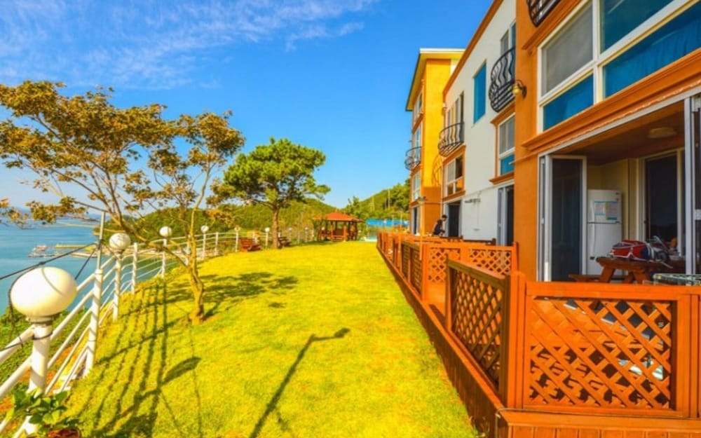 Фото Yeosu The Sea of Counting Stars Pension