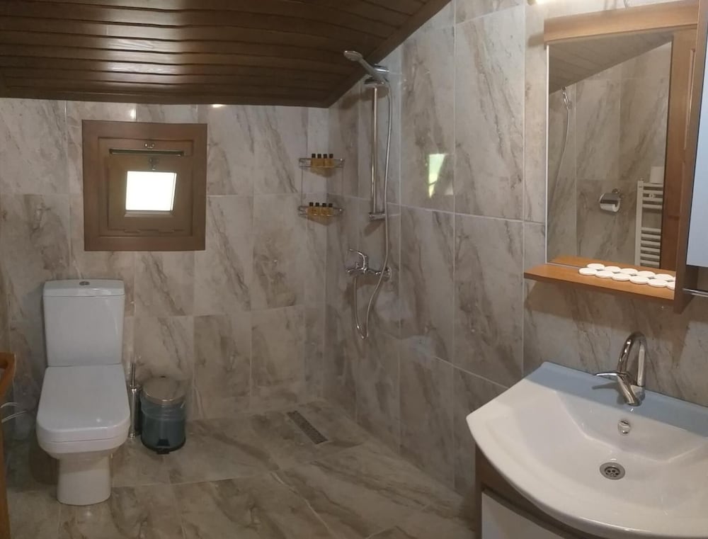 Фото Dilek Suit & Cafe