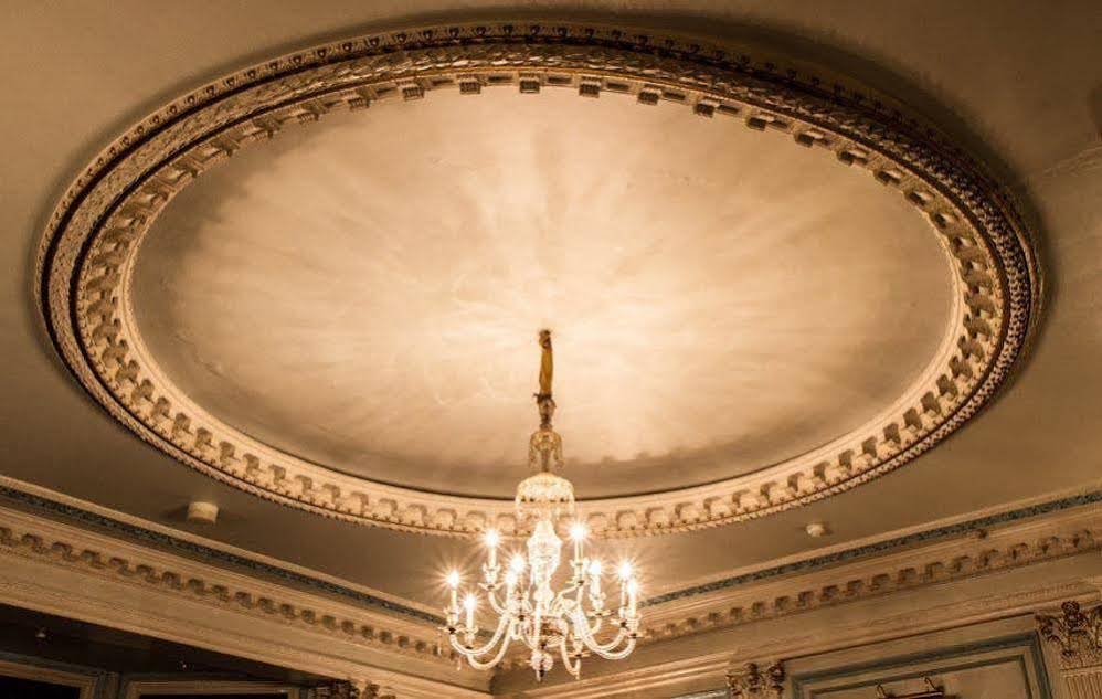 Фото Columbia Hotel